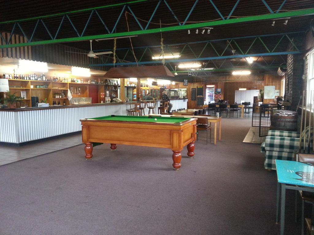 Tullah Tavern Exterior photo